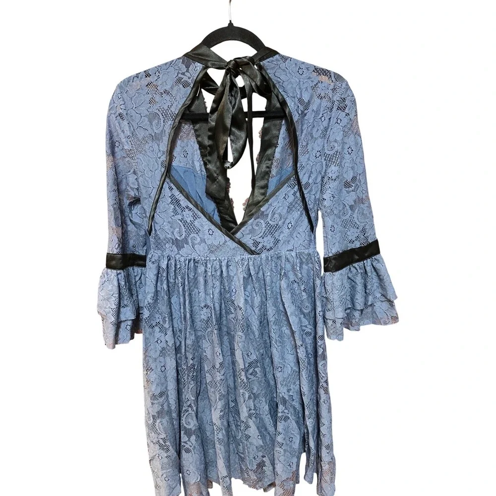 Free People Blue Lace Mini Dress Black Satin Trim‎ Open Back Ruffle Sleeve XS